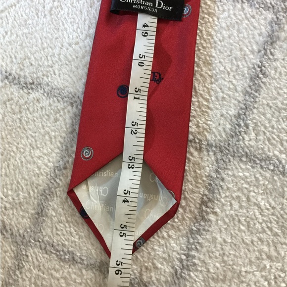 Christian Dior Elegant Red Men's Tie - Picture 5 of 5